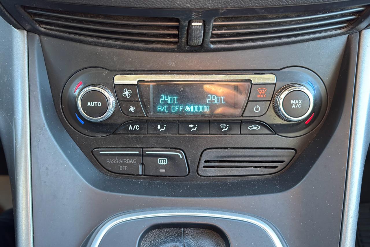 2013 Ford Escape SE Photo