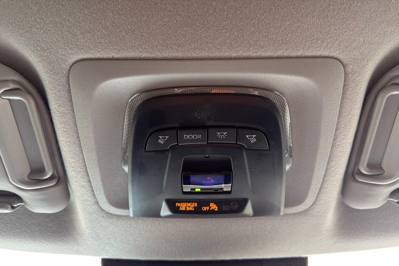 2024 Toyota Corolla Cross LE Photo