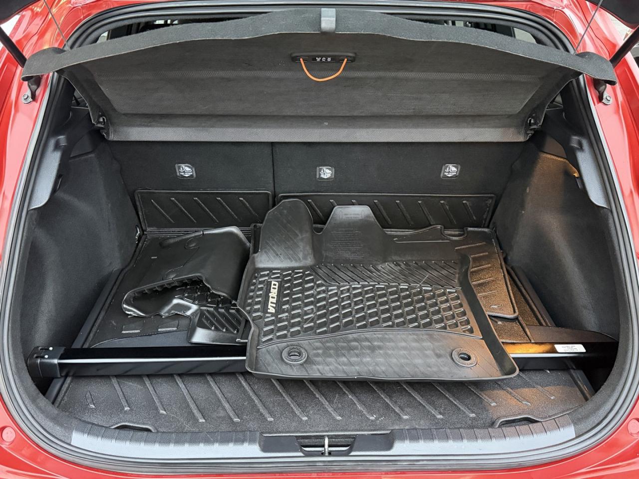 2019 Toyota Corolla Hatchback Photo