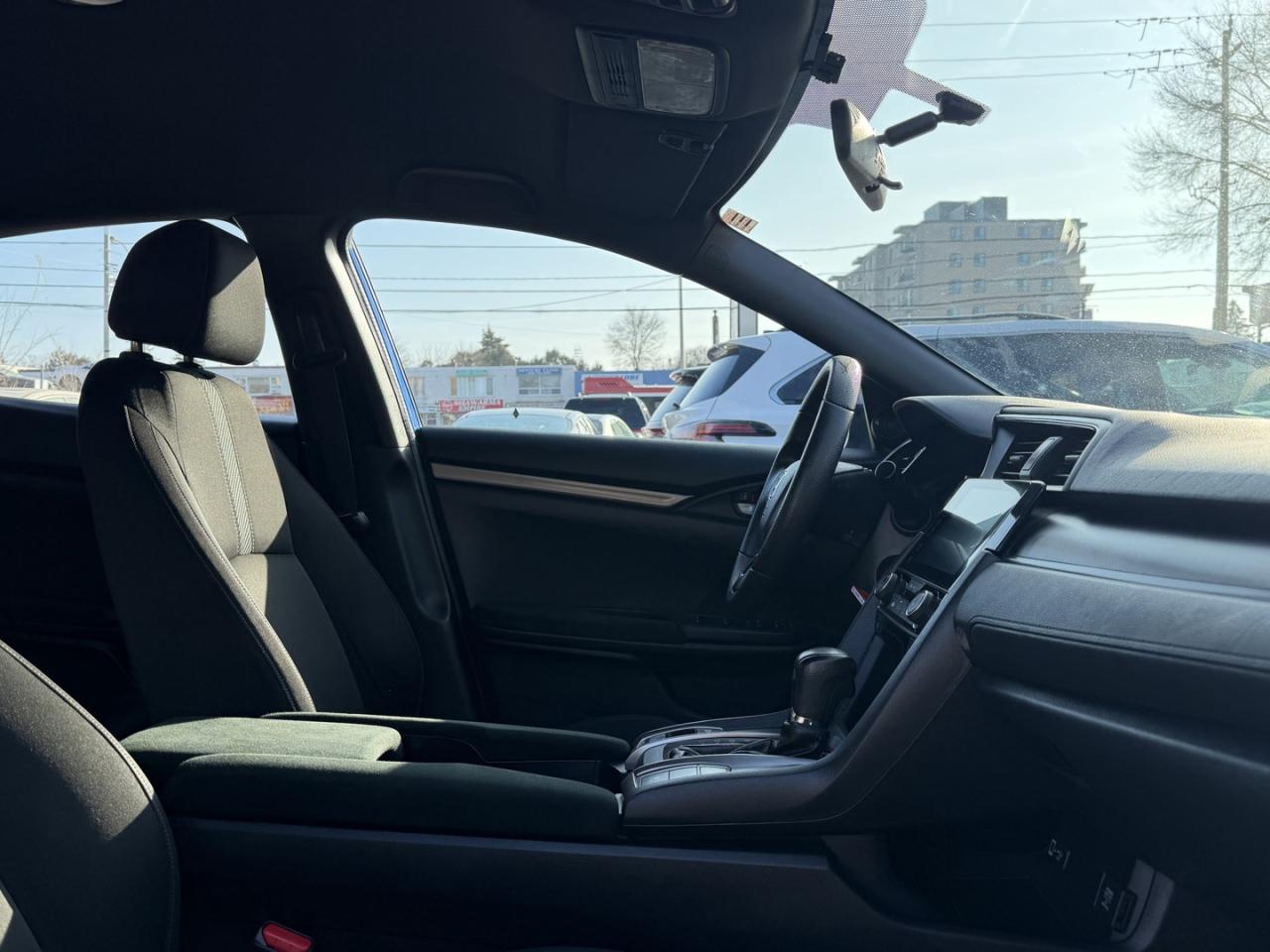 2017 Honda Civic Hatchback LX CVT Photo