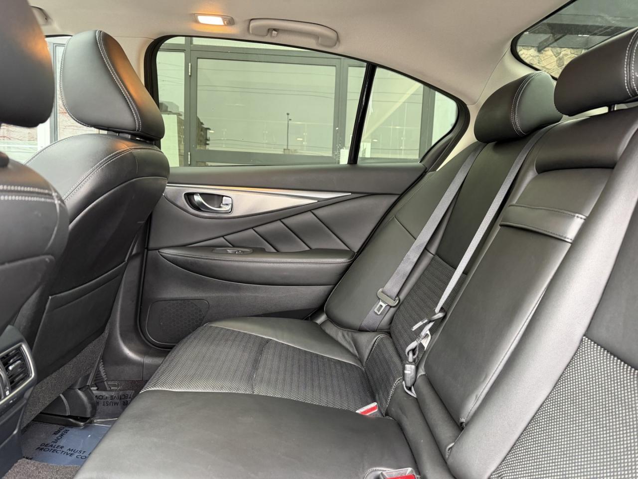 2018 Infiniti Q50 3.0t Signature Edition AWD Photo