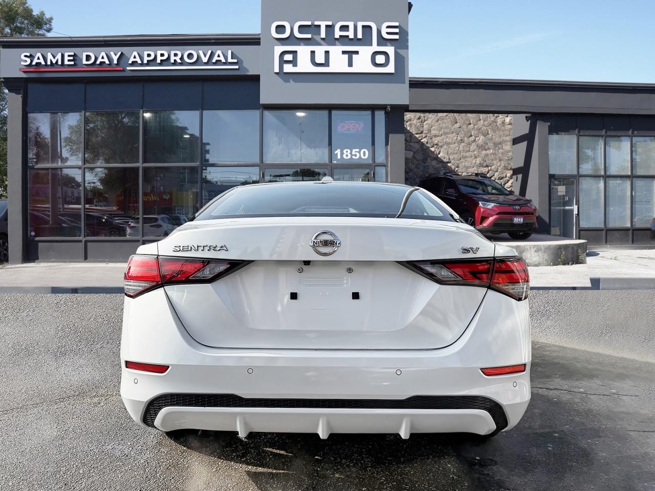 2020 Nissan Sentra SV Photo