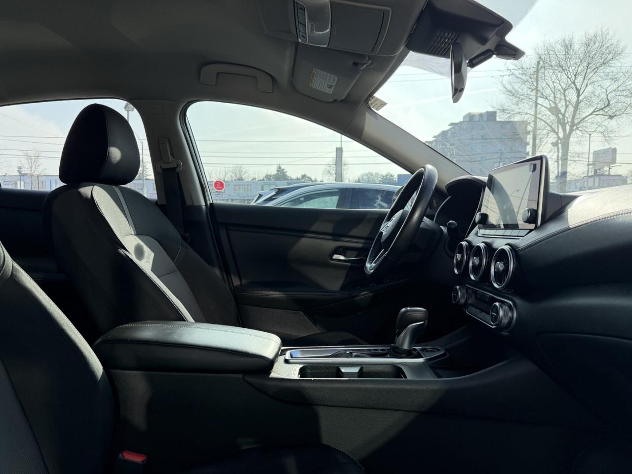 2020 Nissan Sentra SV Photo