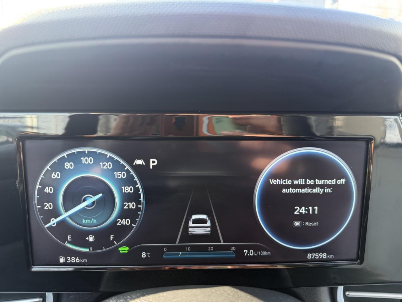 2022 Hyundai Elantra Hybrid Ultimate DCT w/Two-Tone Interior Photo