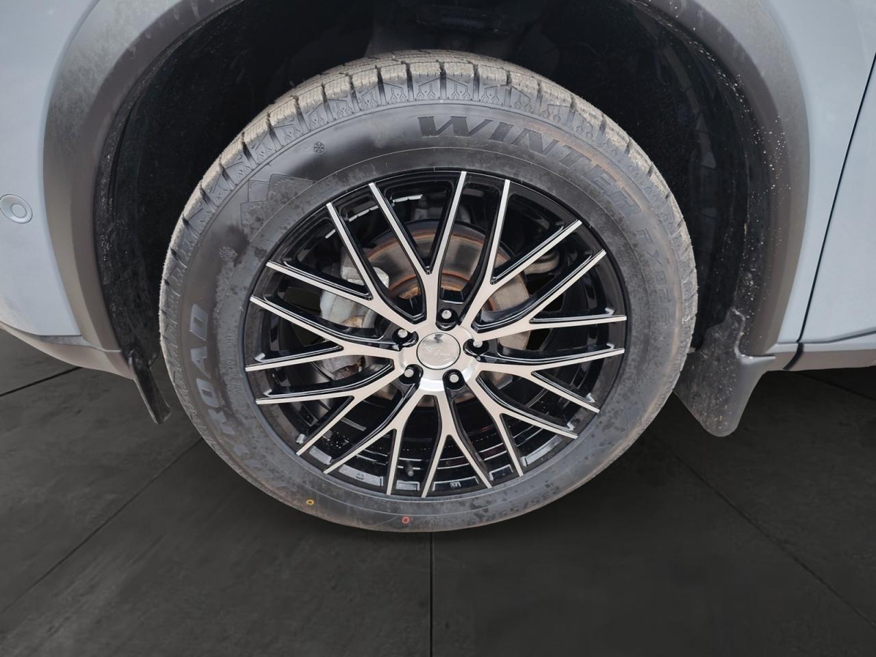 2023 Nissan Rogue SL Photo