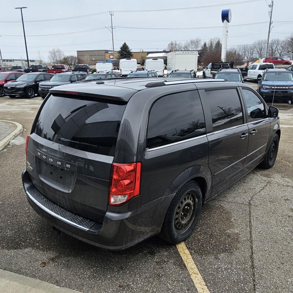 2015 Dodge Grand Caravan SXT, PREMIUM, LEATHER, REAR DVD, AS TRADED! Photo