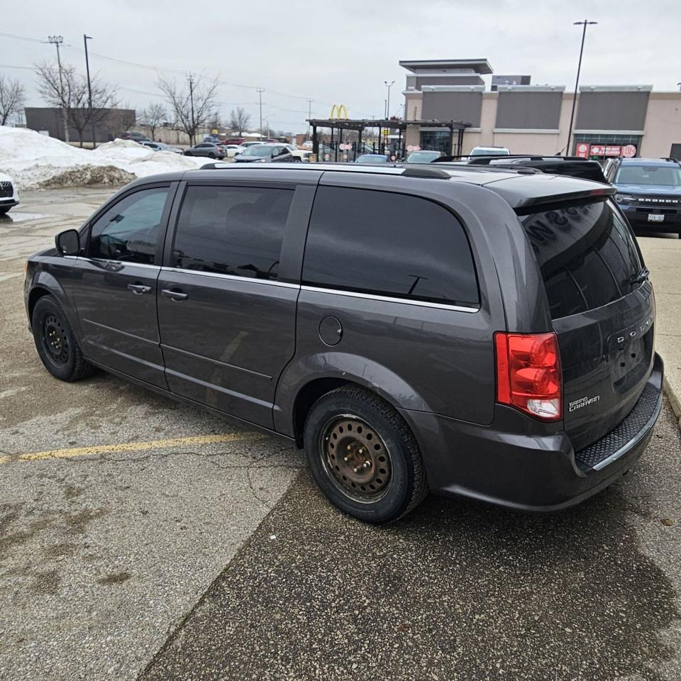 2015 Dodge Grand Caravan SXT, PREMIUM, LEATHER, REAR DVD, AS TRADED! Photo