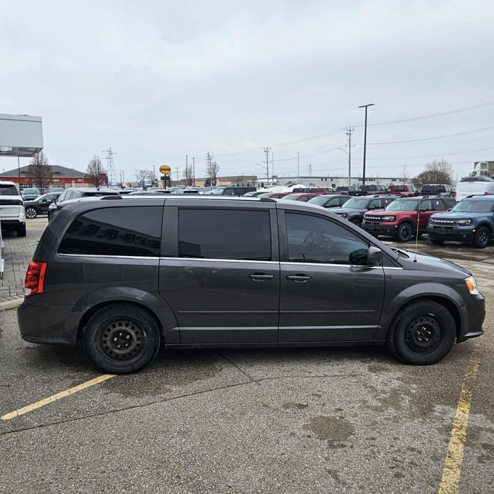 2015 Dodge Grand Caravan SXT, PREMIUM, LEATHER, REAR DVD, AS TRADED! Photo3