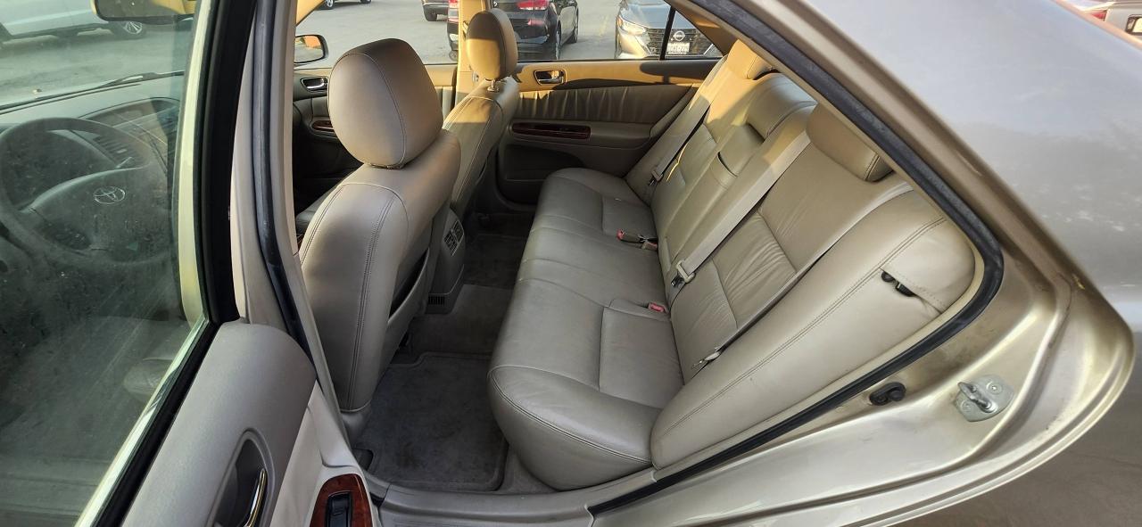 2003 Toyota Camry XLE V6 Auto Leather Roof Alloys Photo