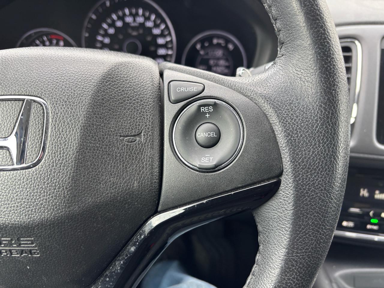 2017 Honda HR-V EX-L w/Navi 4WD Photo