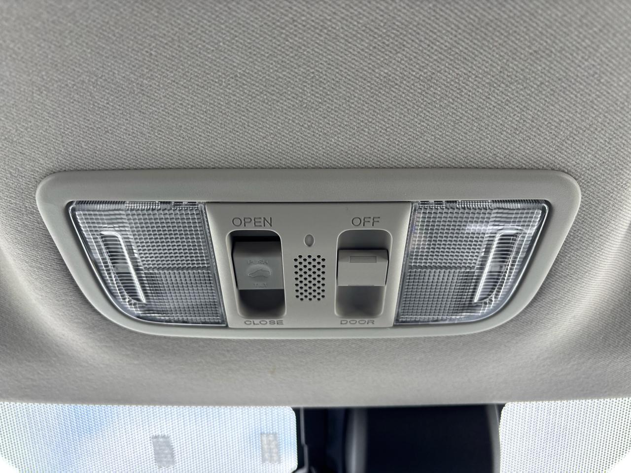 2017 Honda HR-V EX-L w/Navi 4WD Photo