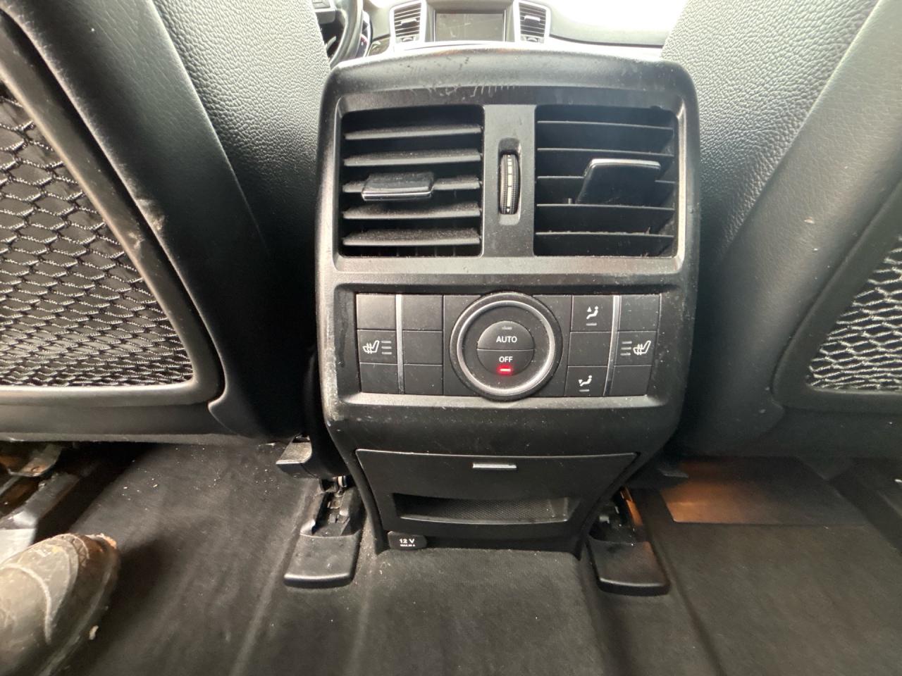 2014 Mercedes-Benz ML-Class 4MATIC 4dr ML 350 BlueTEC Photo