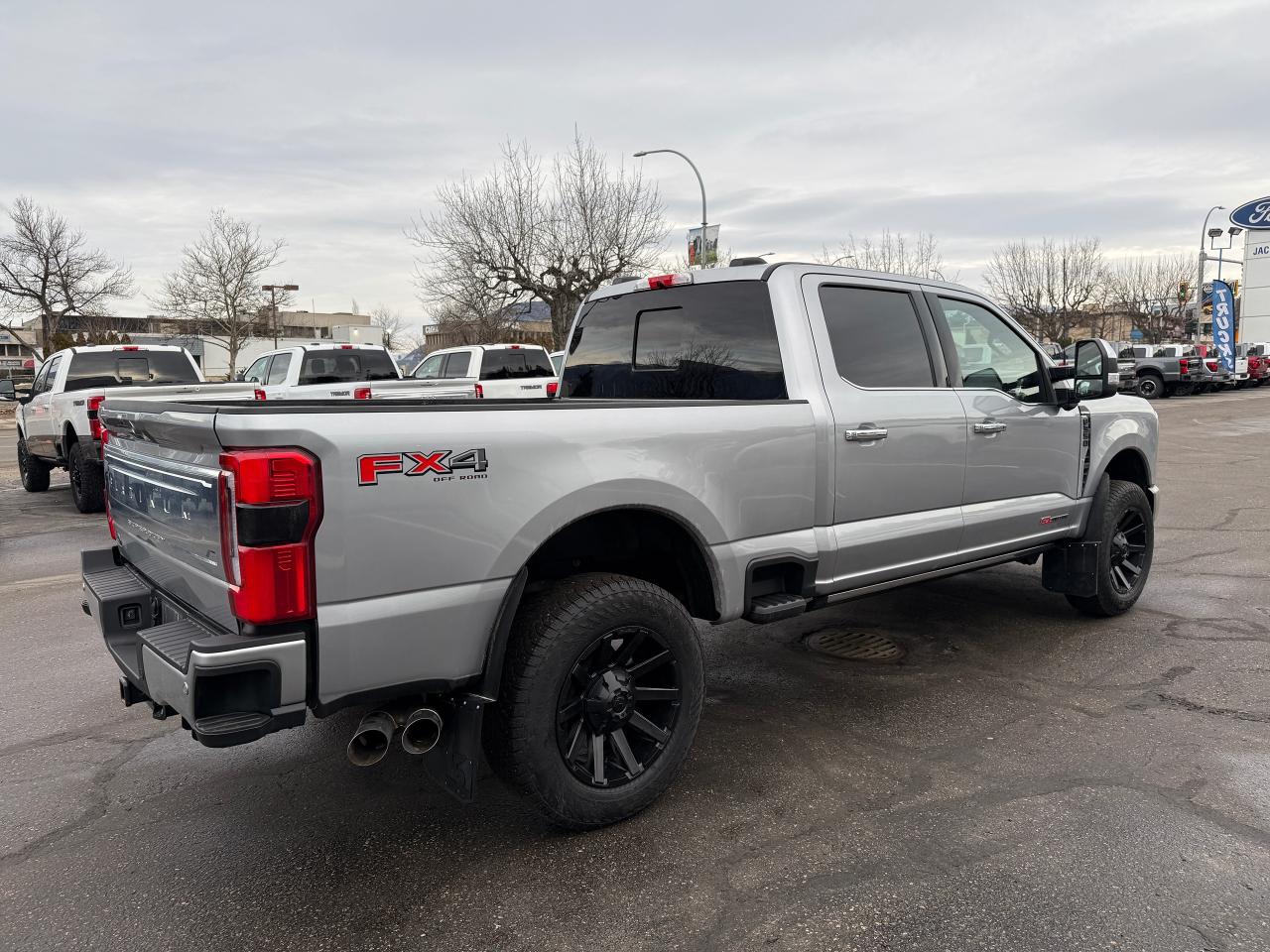 2024 Ford F-350 Super Duty SRW XL Photo4