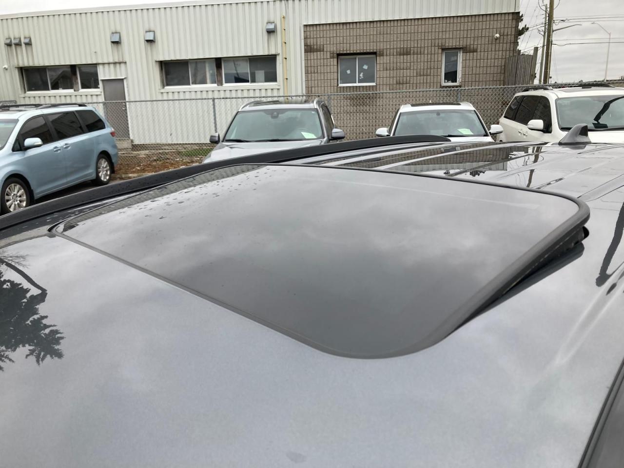 2021 Toyota RAV4 AWD NO ACCIDENT LEATHER SEATS BLINDSPOT SUNROOF Photo