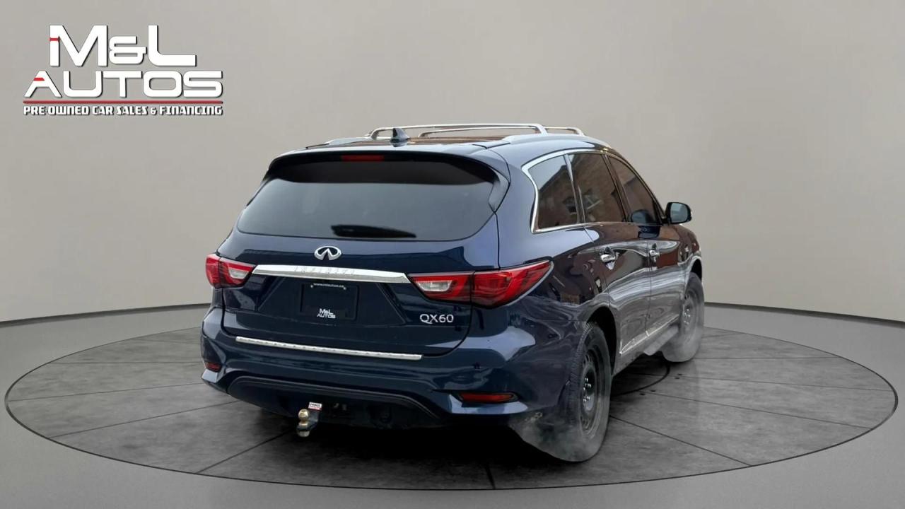 2017 Infiniti QX60 AWD 4dr Photo4
