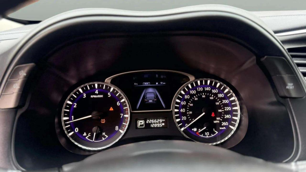 2017 Infiniti QX60 AWD 4dr Photo