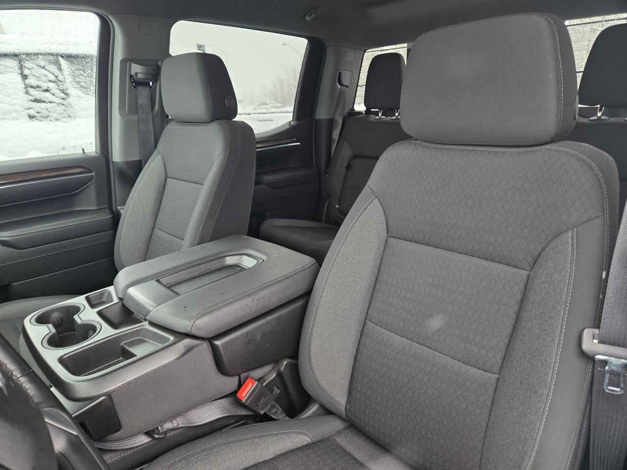 2024 Chevrolet Silverado 1500 LT Photo