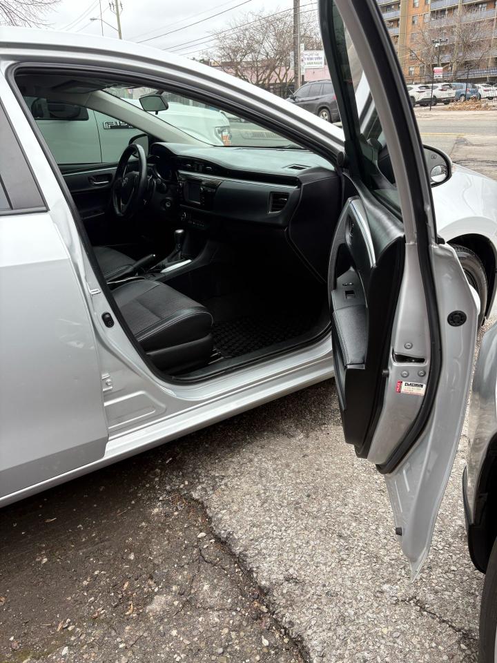 2016 Toyota Corolla S Photo