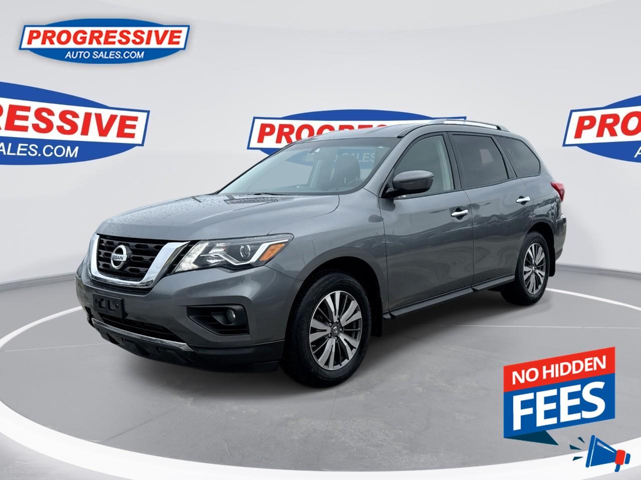 Used 2018 Nissan Pathfinder SV Tech for sale in Sarnia, ON