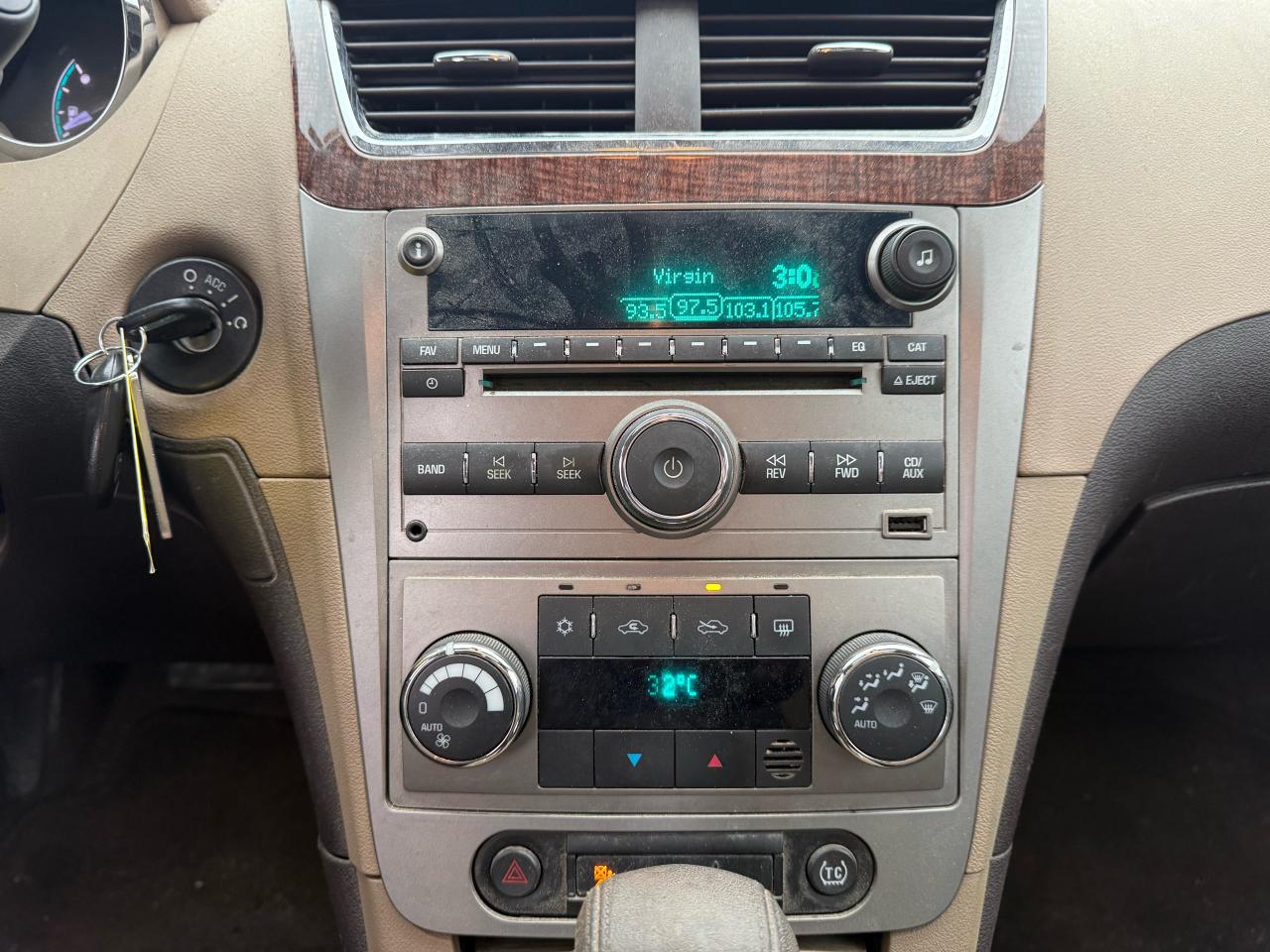 2011 Chevrolet Malibu LTZ Photo