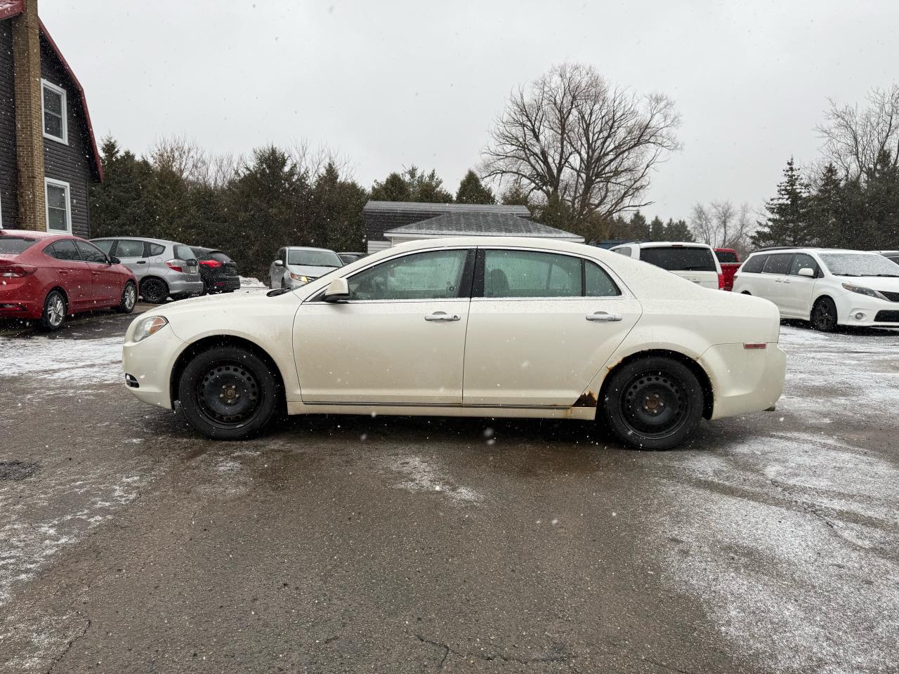 2011 Chevrolet Malibu LTZ Photo