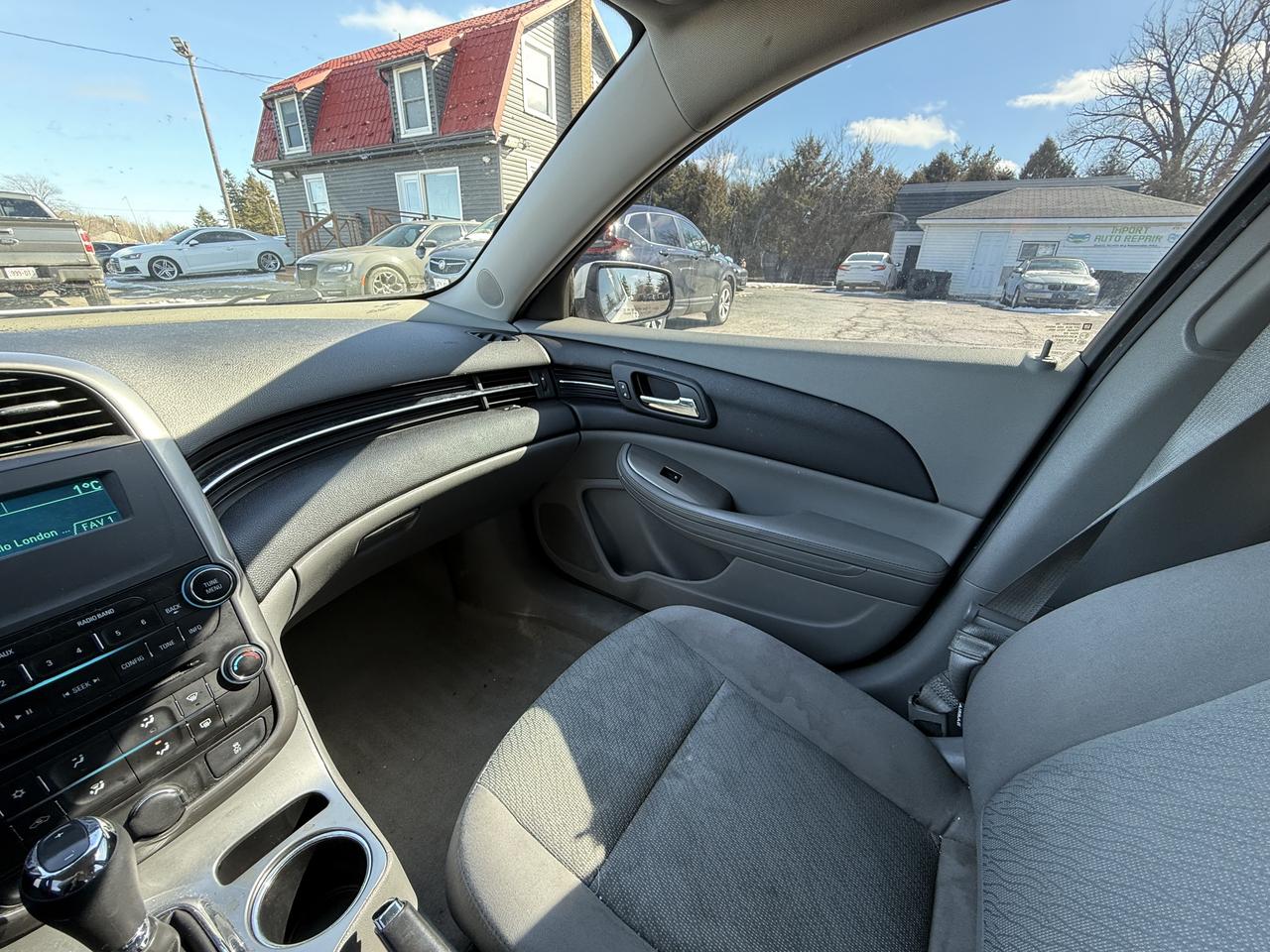 2015 Chevrolet Malibu LS Photo