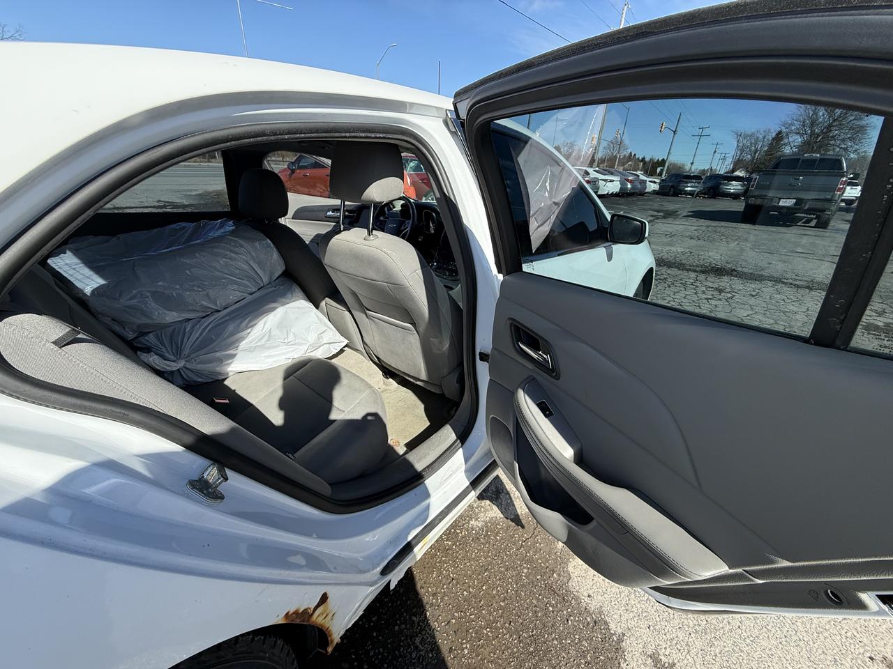 2015 Chevrolet Malibu LS Photo