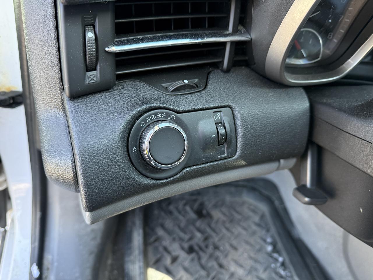 2015 Chevrolet Malibu LS Photo