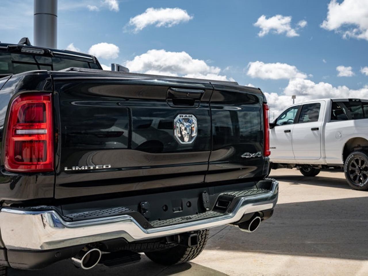 2026 RAM 1500 Limited Photo