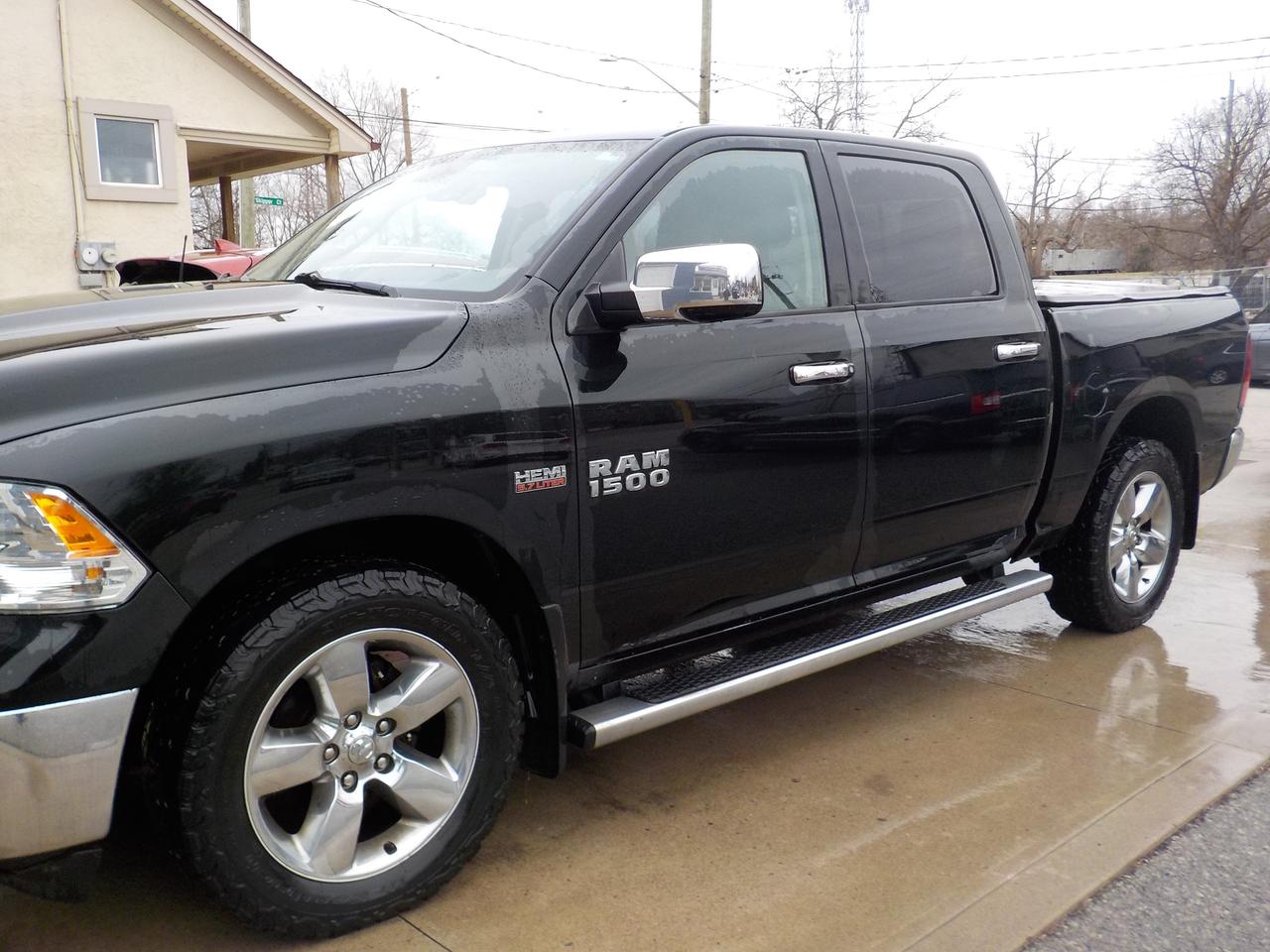 2015 RAM 1500 Big Horn - Photo #1