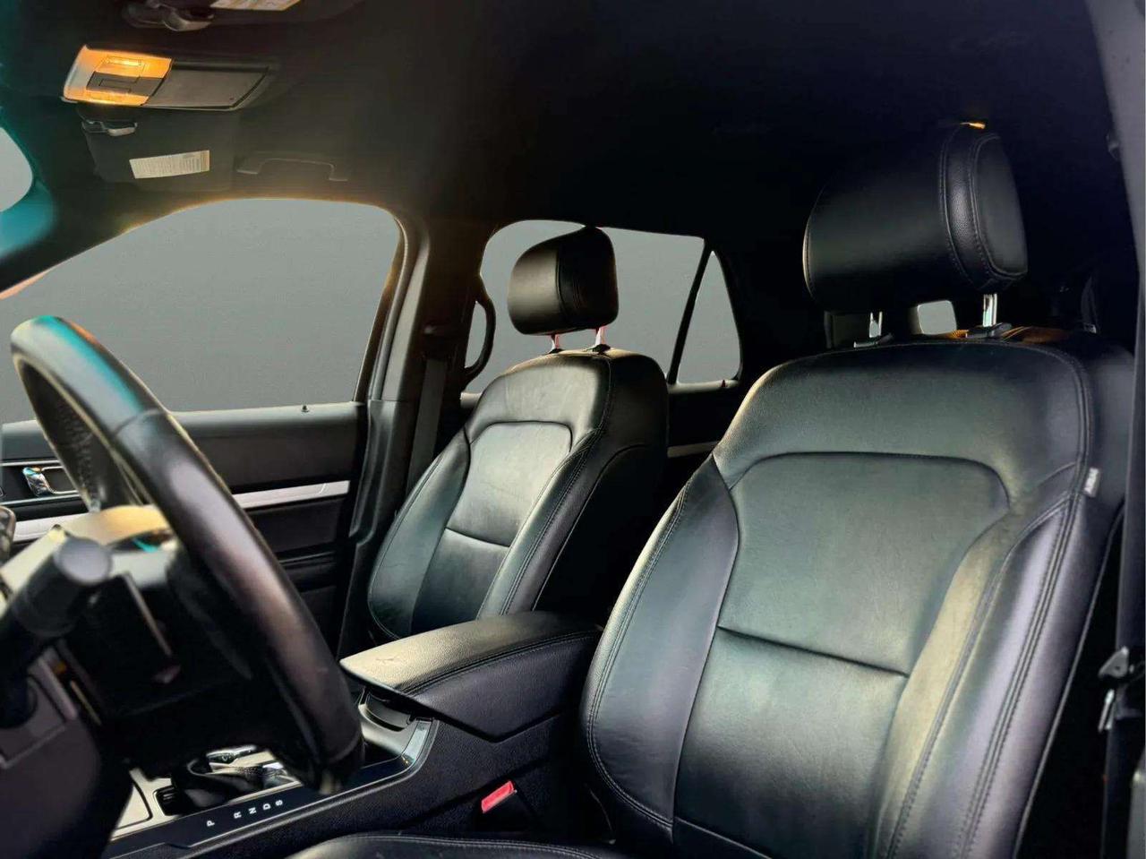 2016 Ford Explorer 4WD 4dr XLT Photo