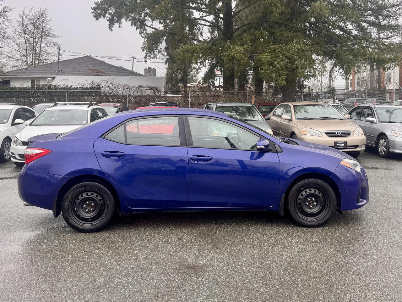 2016 Toyota Corolla FINANCING AVAILABLE Photo4