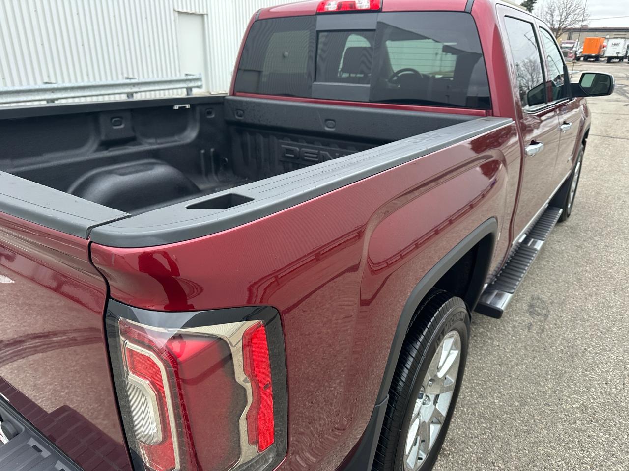 2017 GMC Sierra 1500 Denali Ultimate 6.2L Full Jam Photo