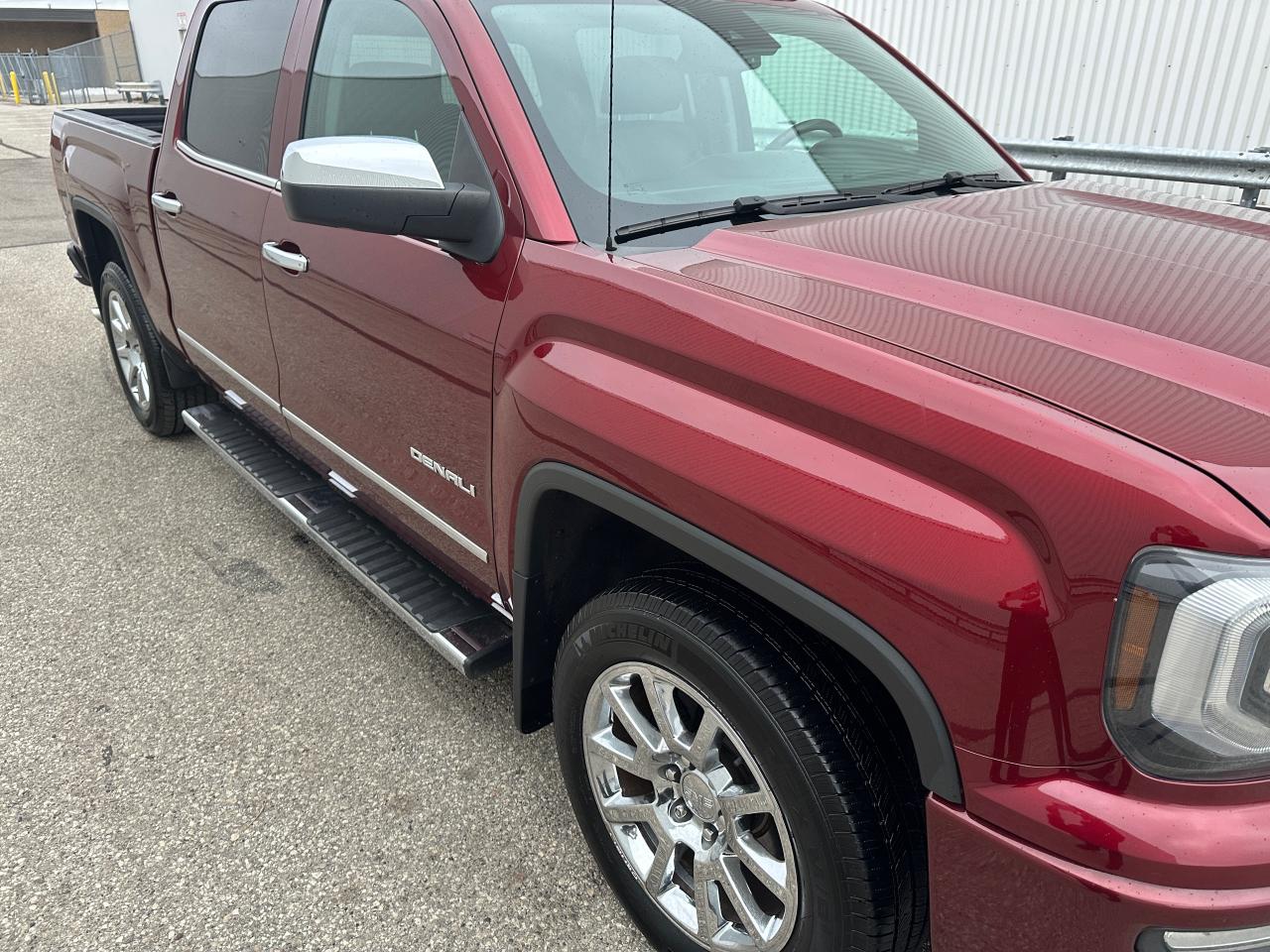 2017 GMC Sierra 1500 Denali Ultimate 6.2L Full Jam Photo