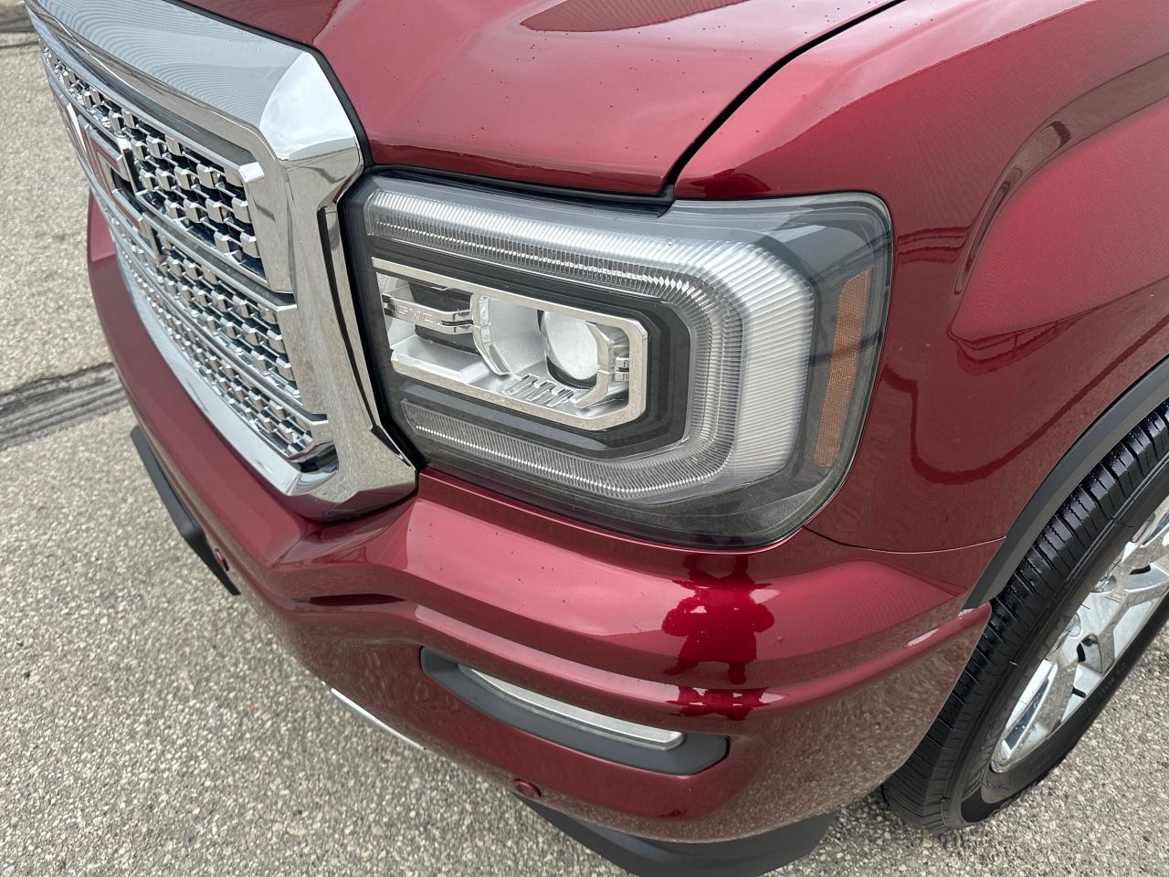 2017 GMC Sierra 1500 Denali Ultimate 6.2L Full Jam Photo