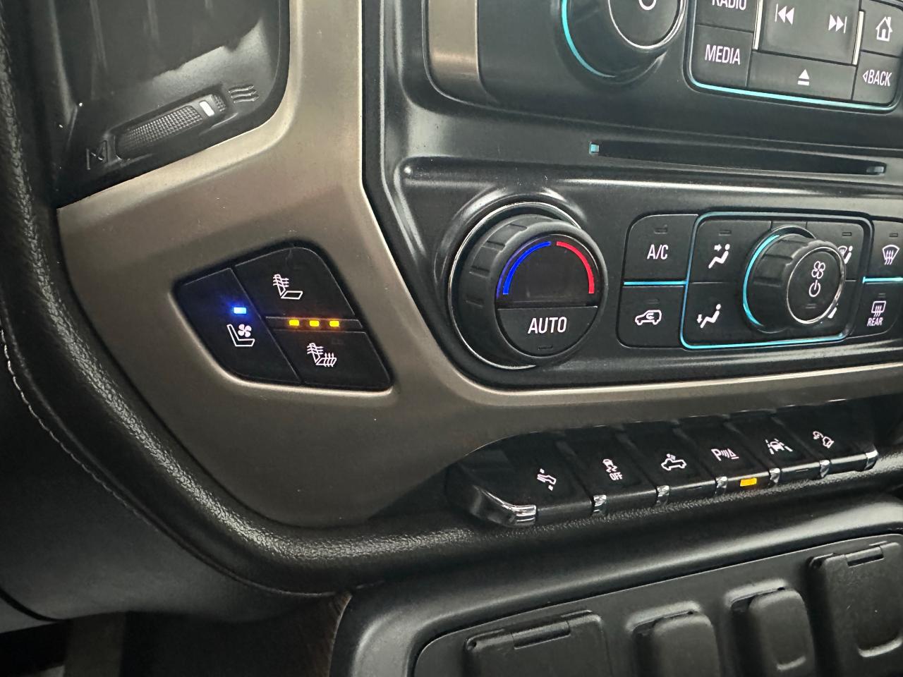 2017 GMC Sierra 1500 Denali Ultimate 6.2L Full Jam Photo