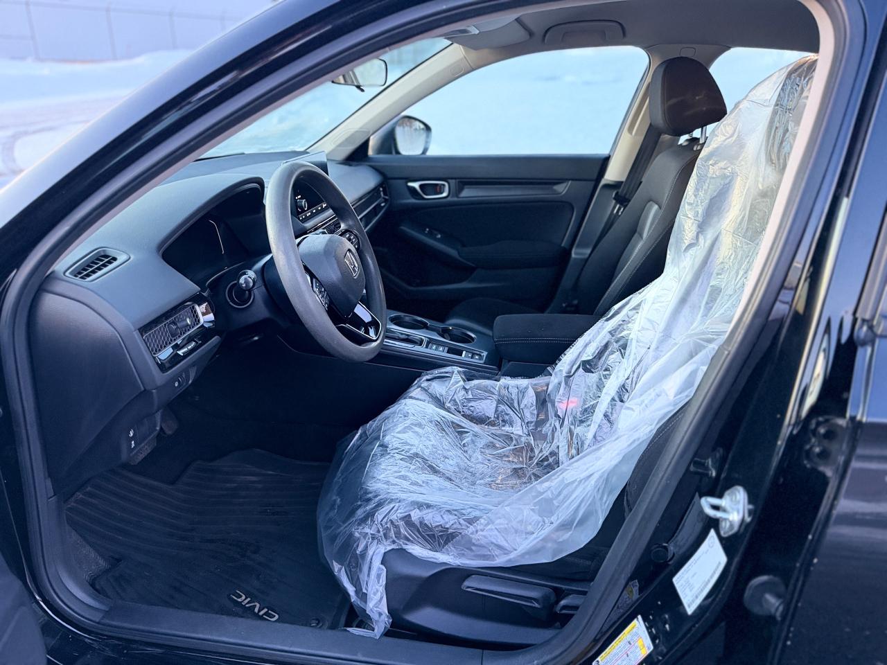 2022 Honda Civic LX CVT Photo