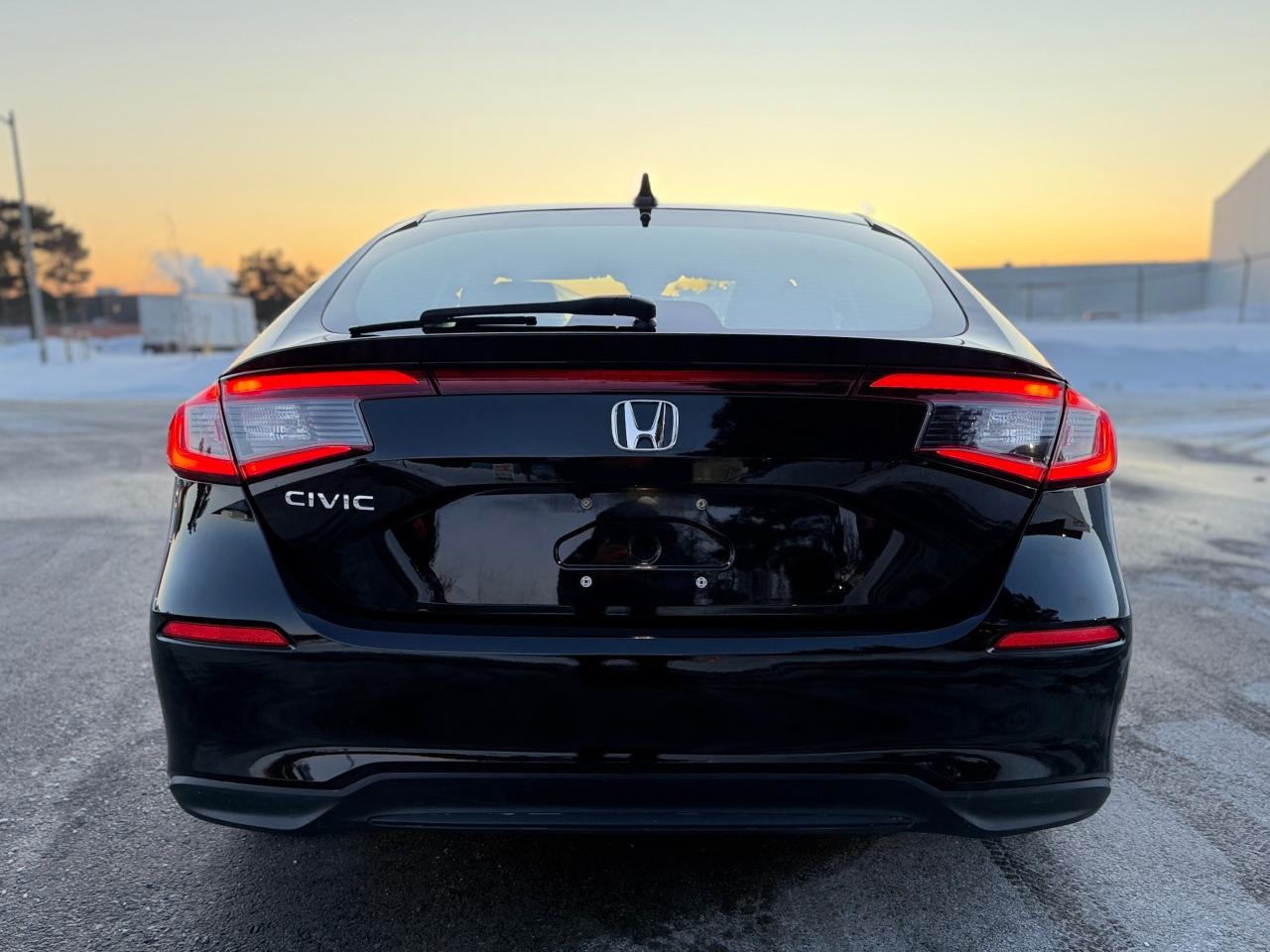 2022 Honda Civic LX CVT Photo