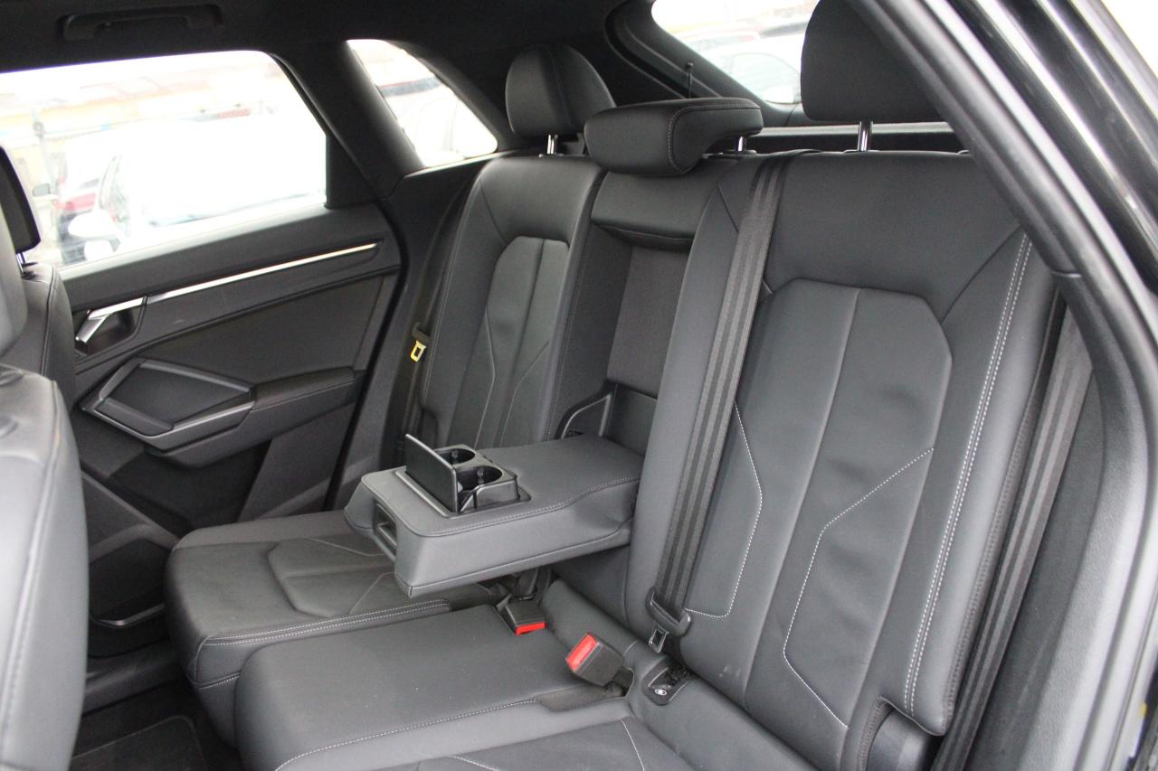 2024 Audi Q3 Progressiv 45 TFSI quattro Photo