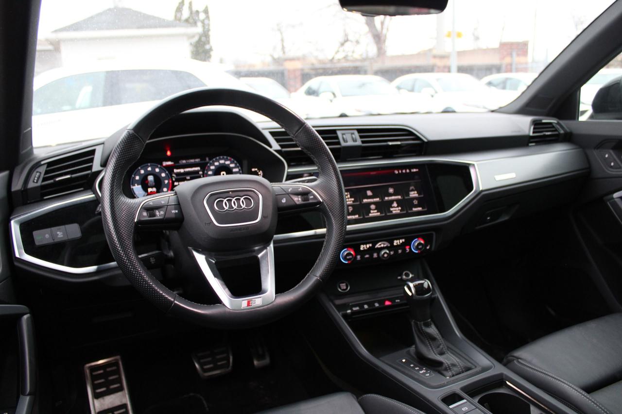 2024 Audi Q3 Progressiv 45 TFSI quattro Photo