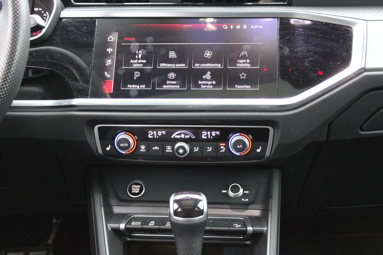 2024 Audi Q3 Progressiv 45 TFSI quattro Photo