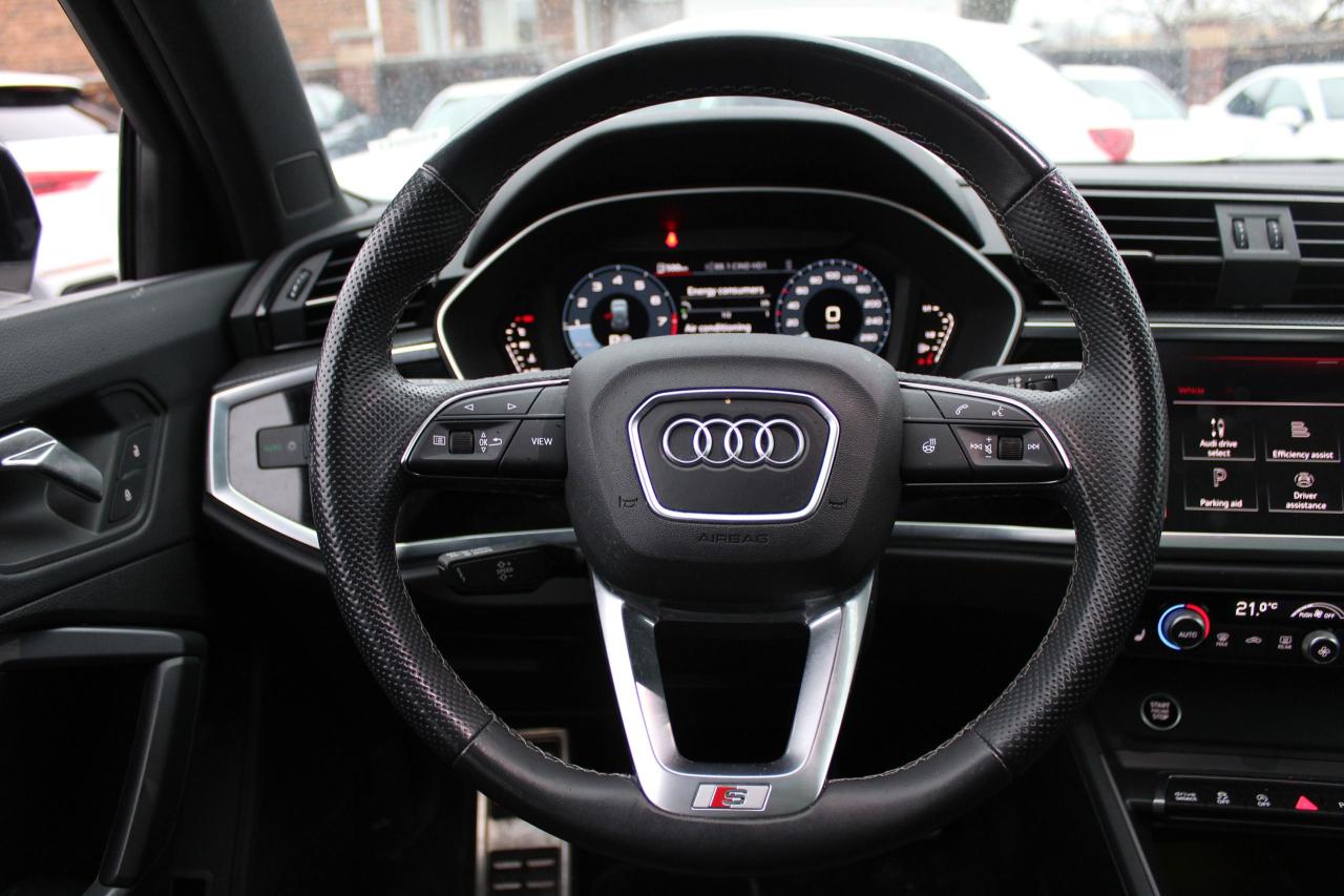 2024 Audi Q3 Progressiv 45 TFSI quattro Photo