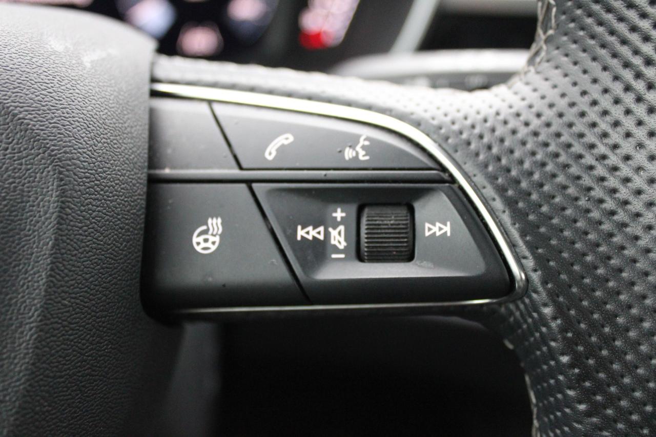 2024 Audi Q3 Progressiv 45 TFSI quattro Photo