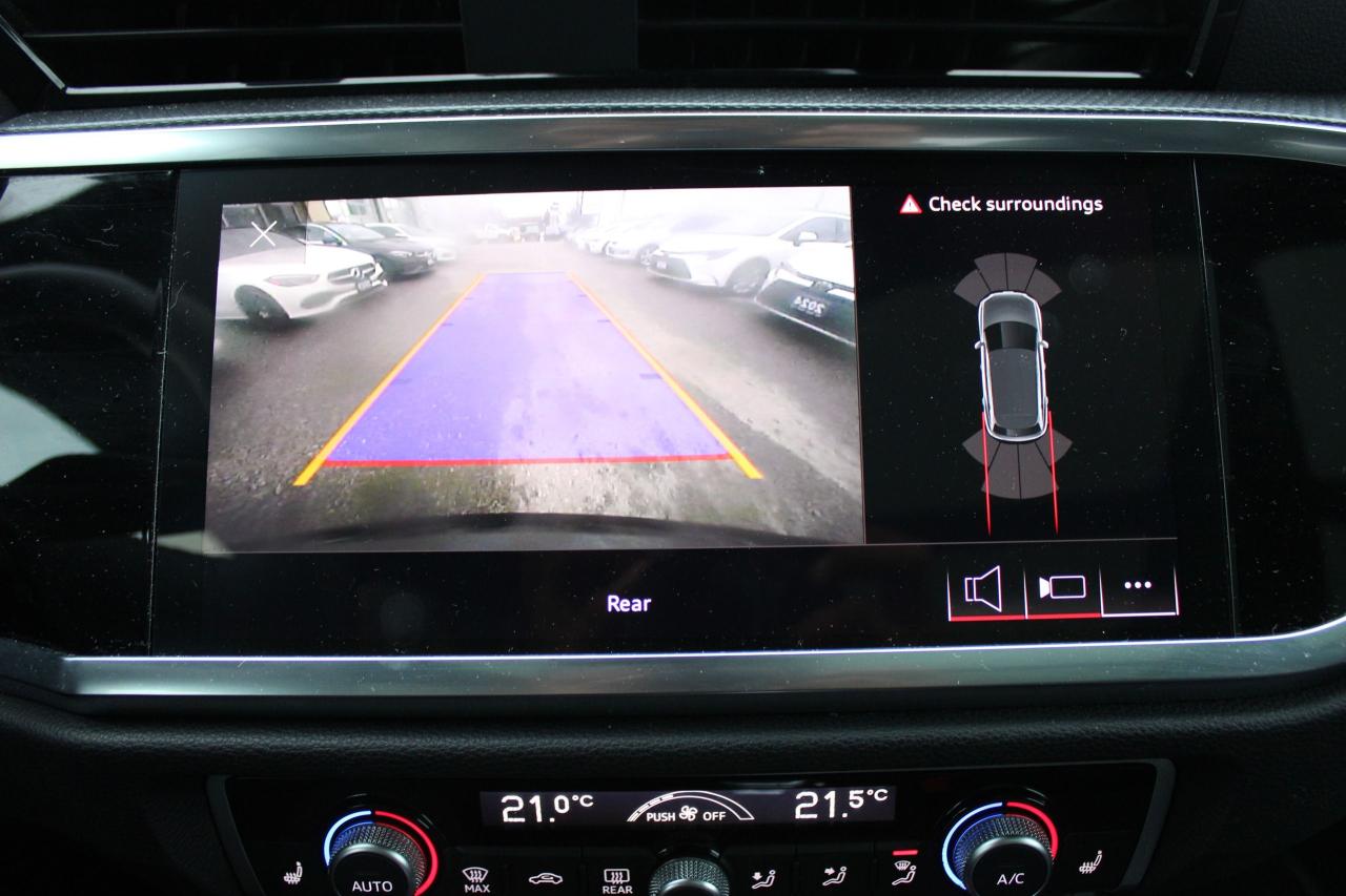 2024 Audi Q3 Progressiv 45 TFSI quattro Photo