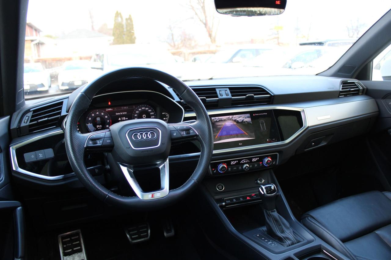 2024 Audi Q3 Progressiv 45 TFSI quattro Photo