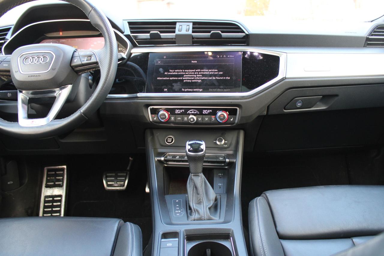 2024 Audi Q3 Progressiv 45 TFSI quattro Photo