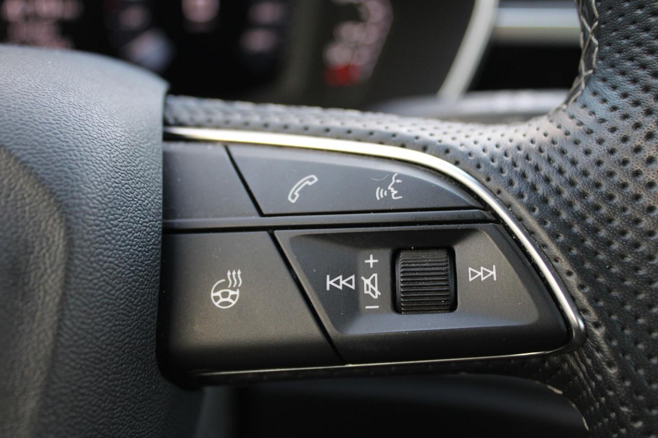 2024 Audi Q3 Progressiv 45 TFSI quattro Photo