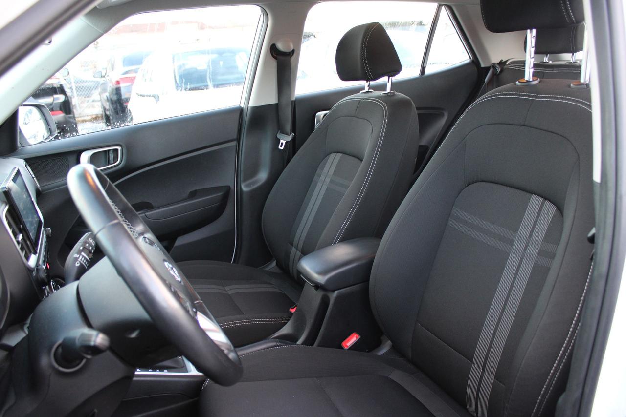 2024 Hyundai Venue PREFERRED Photo