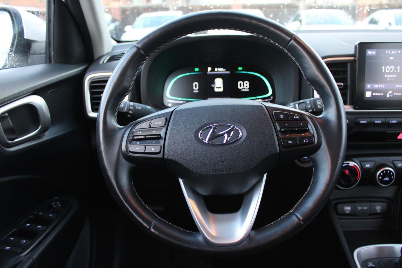 2024 Hyundai Venue PREFERRED Photo