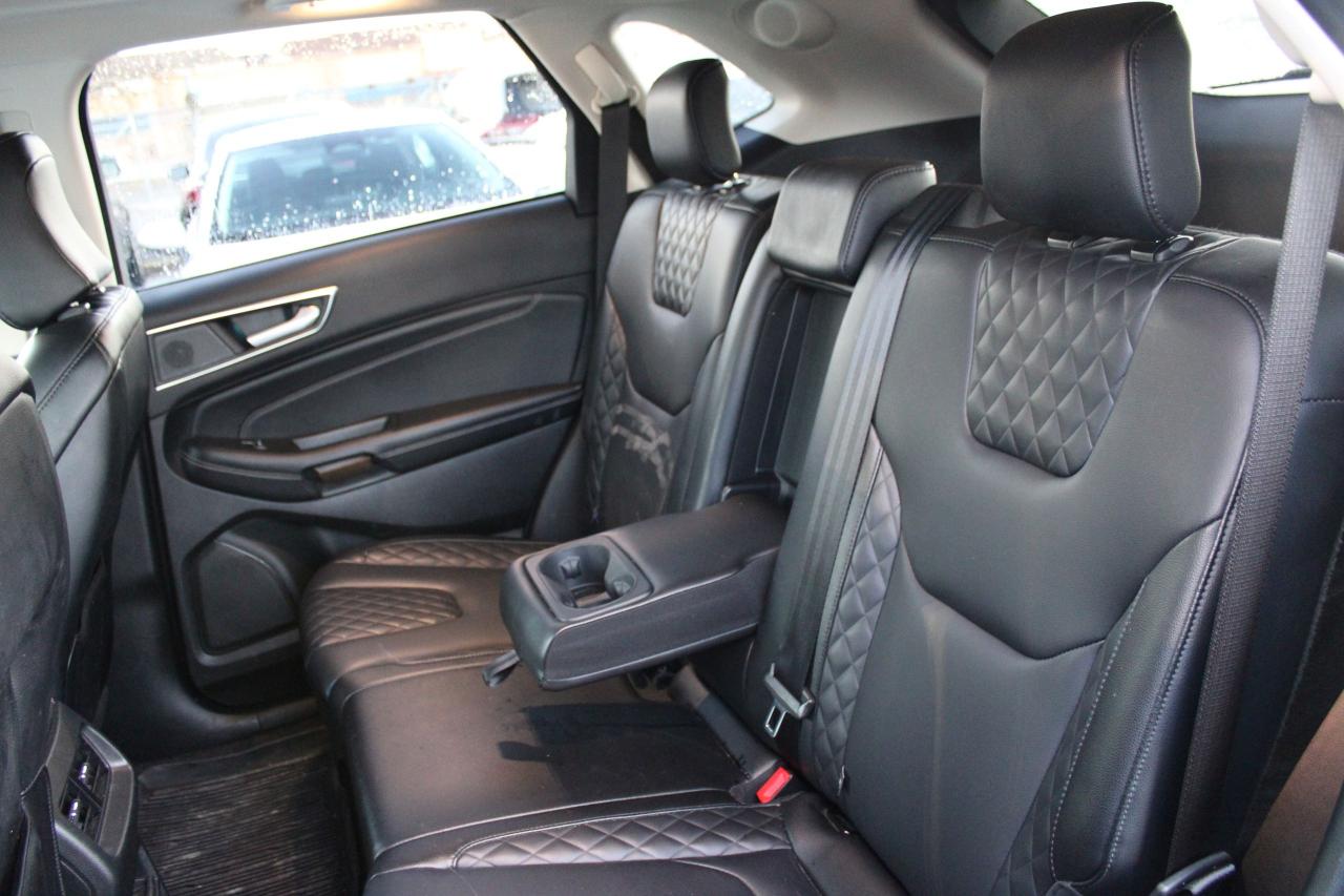 2024 Ford Edge Titanium AWD Photo